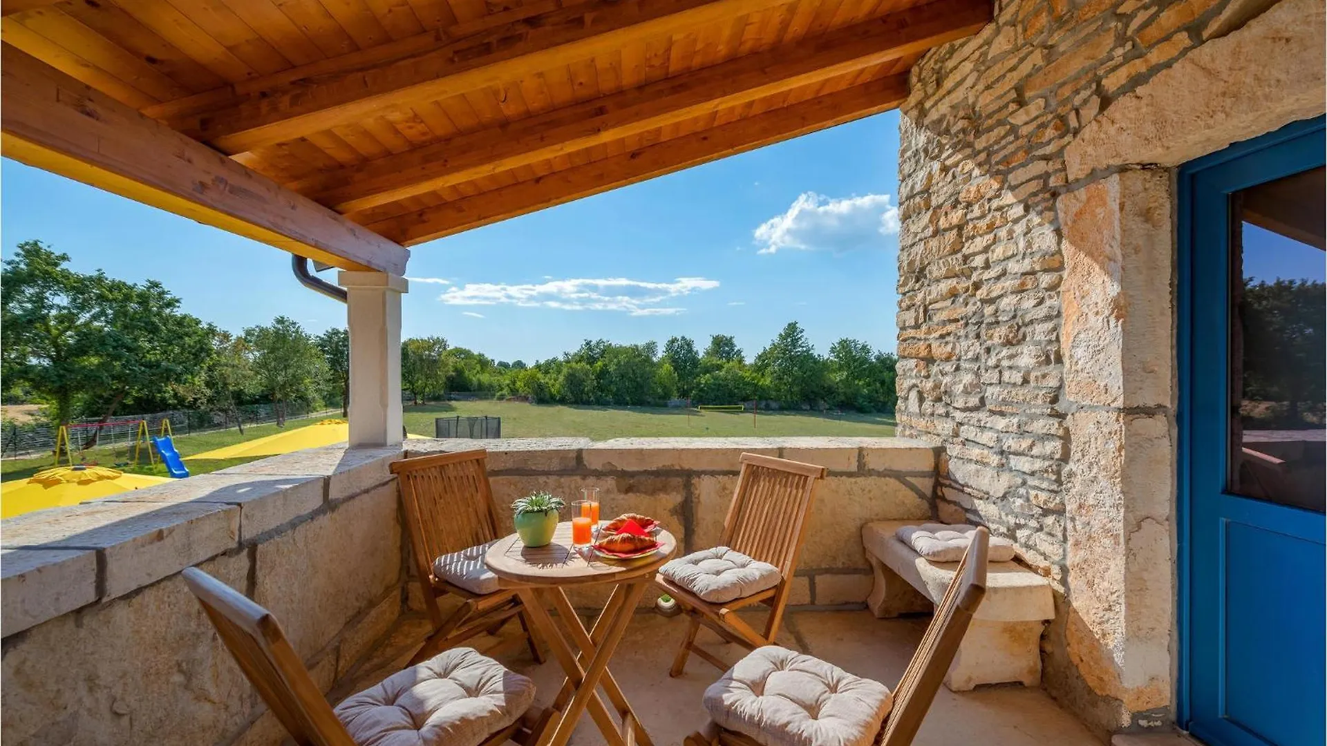 Bicici Cozy Home In Brscici With Wifi בית נופש