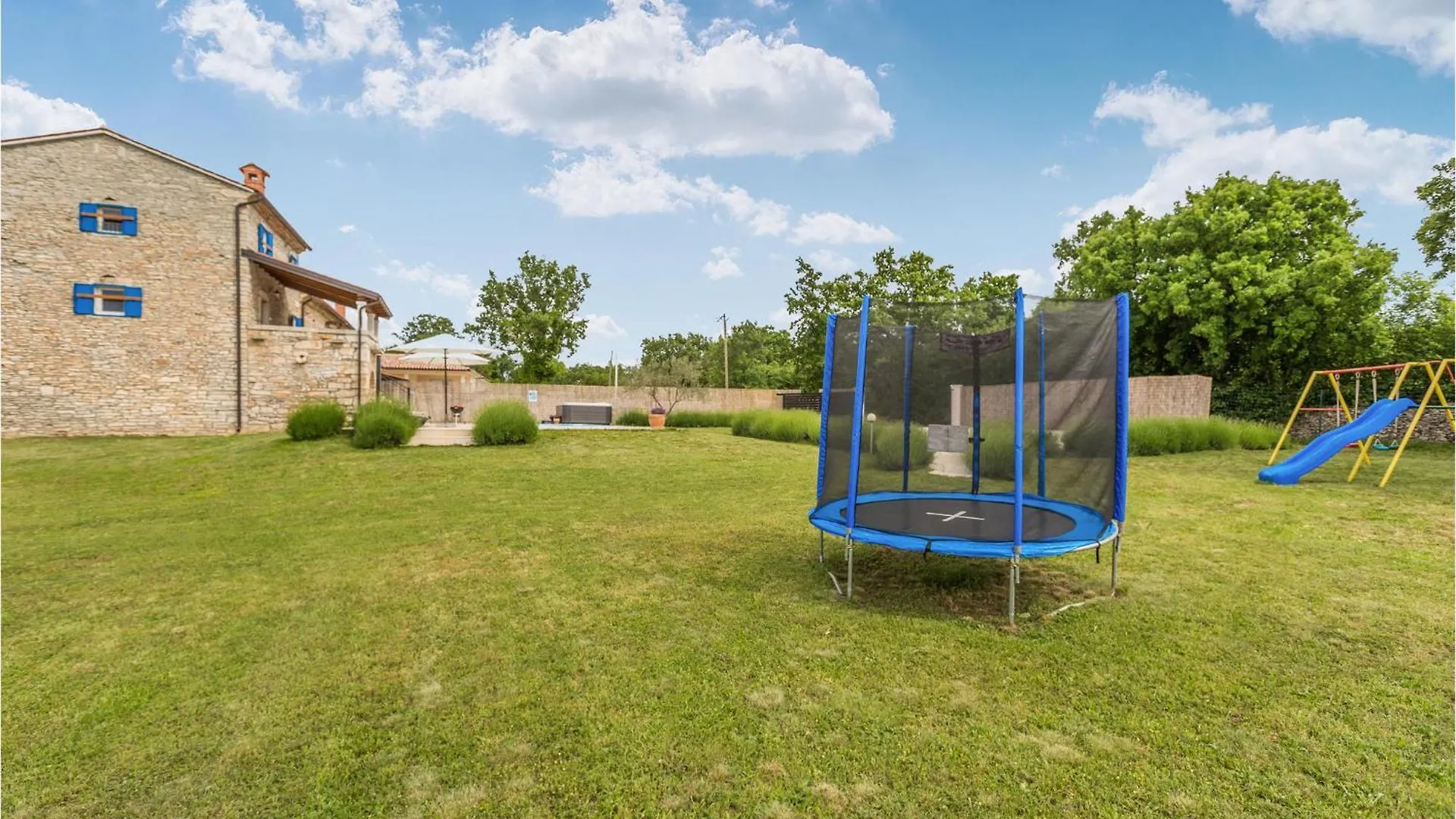 בית נופש Bicici Cozy Home In Brscici With Wifi